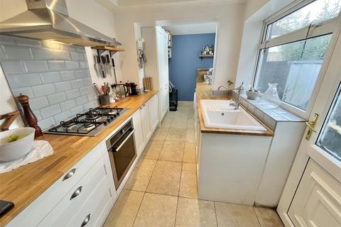 2 bedroom end of terrace house for sale, The Grove, Sale