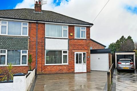 3 bedroom semi-detached house for sale, Wentworth Avenue, Timperley