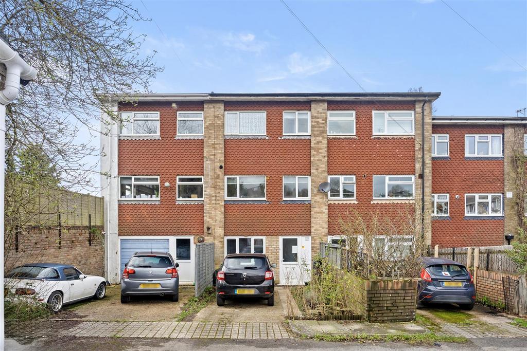 Carden Hill, Hollingbury, Brighton 3 bed terraced house for sale £375,000