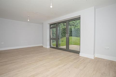 2 bedroom apartment to rent - Pine Rise, Oxford