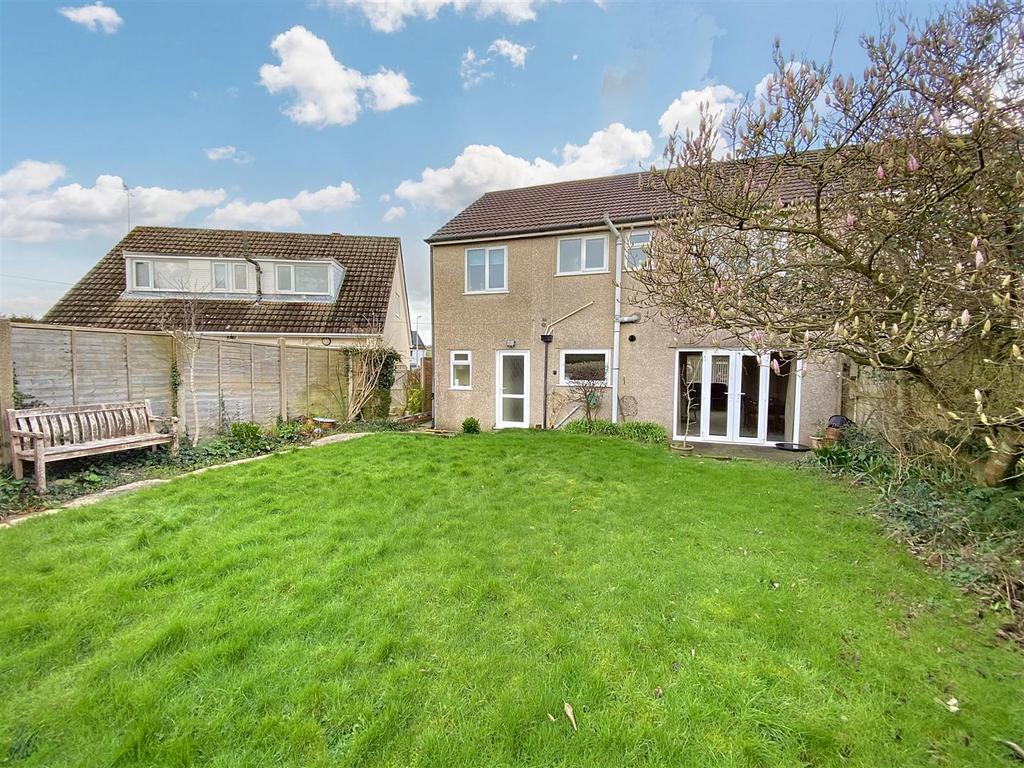 Lane, Pembroke 4 bed semidetached house for sale £250,000