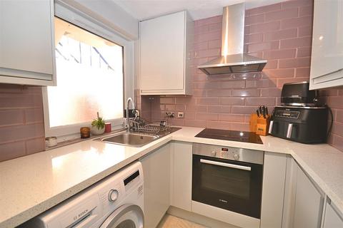 2 bedroom apartment for sale - The Grove, Dorchester