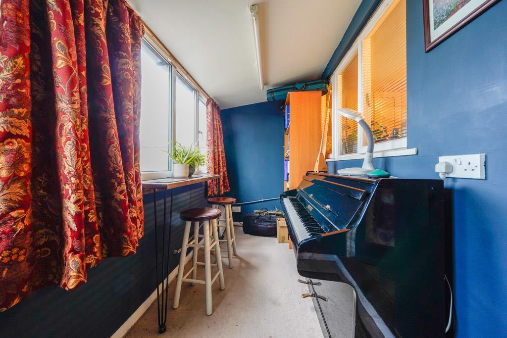 LOW RES-8.jpg