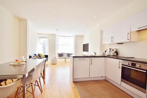 3 bedroom duplex for sale, The Broadway, Mill Hill