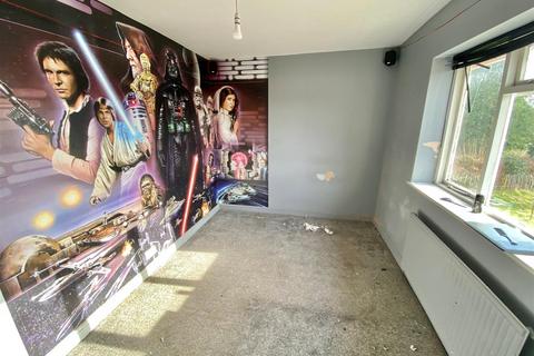 163 Earlsway, Macclesfield, SK11 8SX