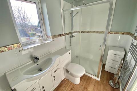 163 Earlsway, Macclesfield, SK11 8SX