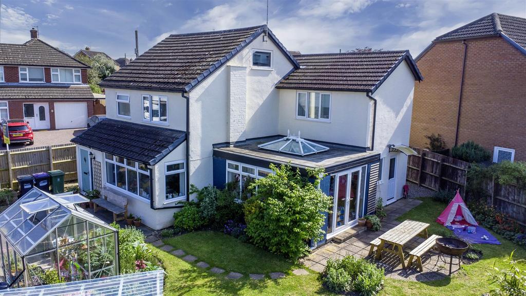 Pulley Lane, Bayston Hill, Shrewsbury 4 bed detached house for sale £