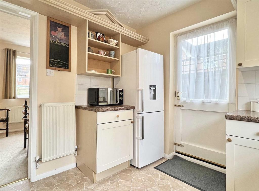 Kitchen d.jpg