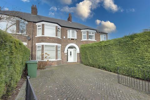 3 bedroom terraced house for sale, Swanland Road, Hessle