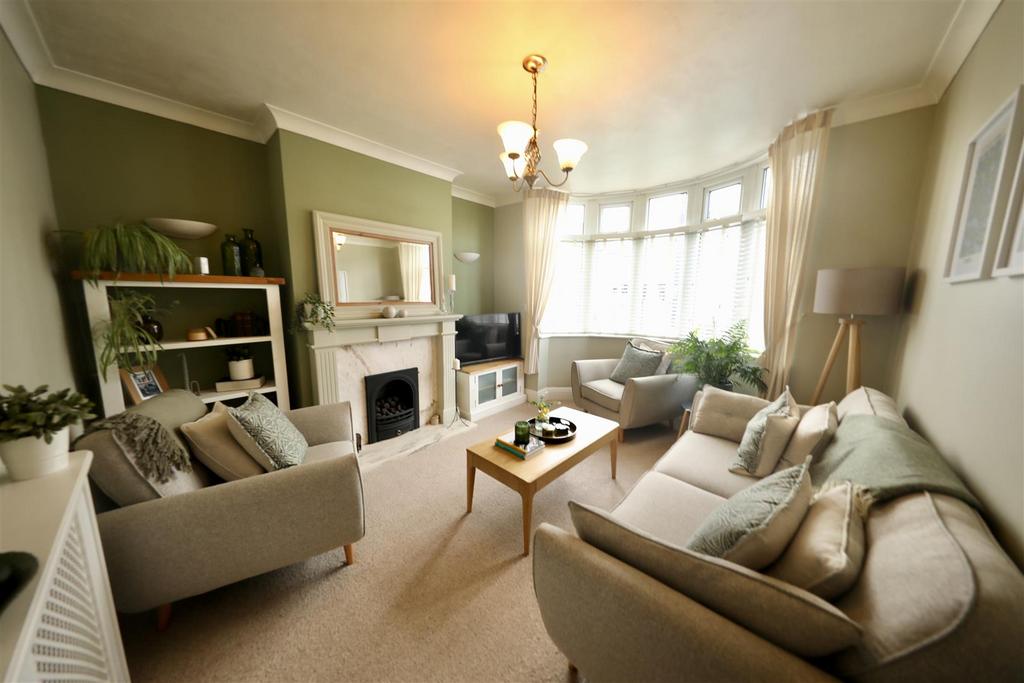 Windsor Road, Hull 3 bed semidetached house for sale £220,000
