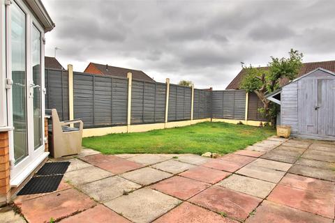 3 bedroom semi-detached house for sale, The Hopyard, Northway