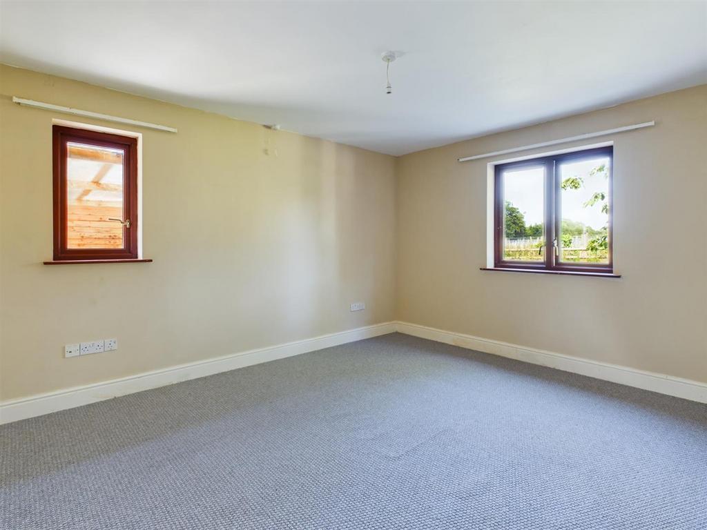 CAM01555 G0-PR0040-STILL007.jpg