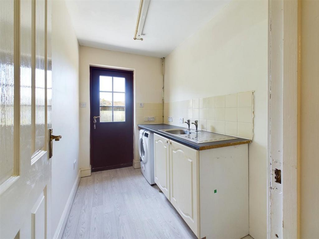 CAM01555 G0-PR0040-STILL011.jpg