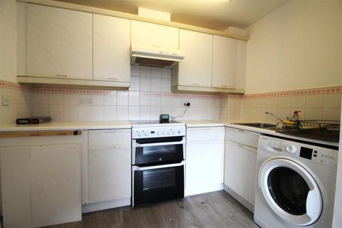 1 bedroom apartment to rent, Highgrove Mews, Grays RM17