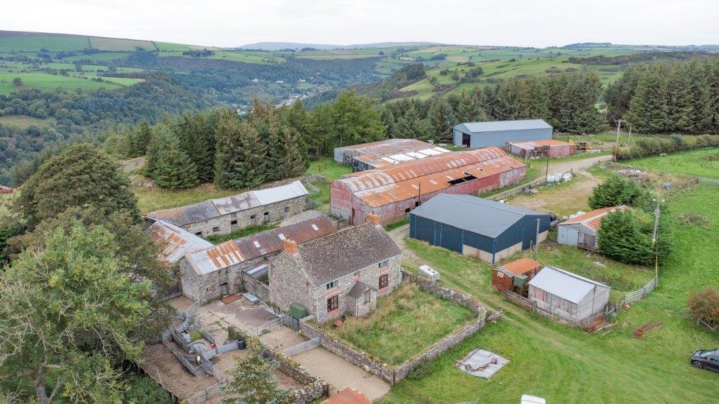 Caedicws Farm, Glyn Ceiriog, Llangollen 3 bed property with land for