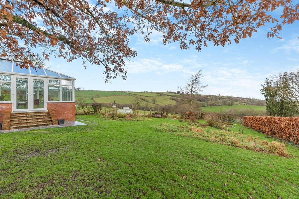 Llanfair Caereinion, Welshpool 3 bed detached house for sale £450,000