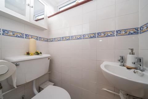 38 Botley Road, Hemel Hempstead, HP2 7JL
