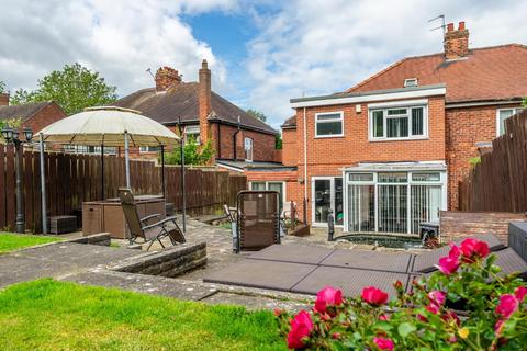 4 bedroom semi-detached house for sale, Askham Lane, York