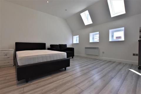 Studio to rent, Charles Street, Leicester, LE1