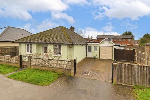 3 bedroom bungalow for sale, St. Andrews Road, Paddock Wood, Tonbridge