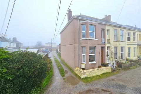 Yelverton - 4 bedroom end of terrace house for sale