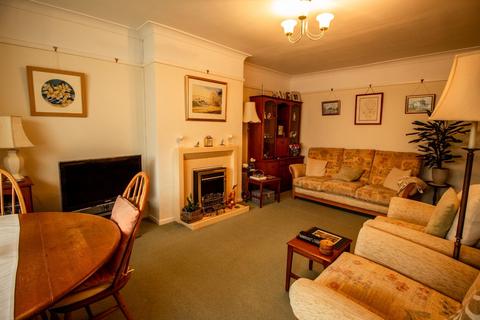 13 Poplar Close, Great Shelford, Cambridge, CB22 5LX