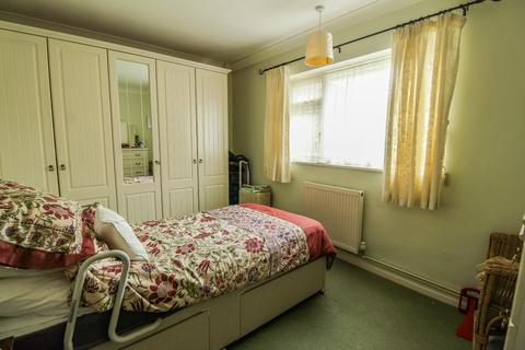 13 Poplar Close, Great Shelford, Cambridge, CB22 5LX
