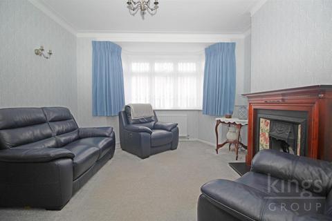 42 Hillside Crescent, Cheshunt, Waltham Cross, EN8 8PW