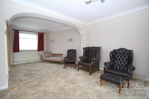 3 bedroom end of terrace house for sale, Clyfton Close, Broxbourne