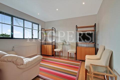 2 bedroom flat for sale, Leeland Way, London, NW10