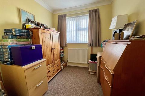 86 Dunkirk Road, Burnham-on-crouch, CM0 8LG
