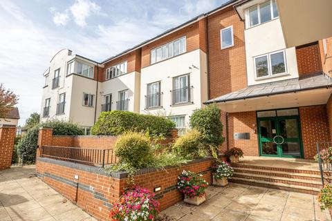 1 bedroom apartment for sale, Church Street, Walton-on-Thames, KT12