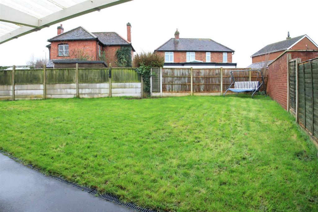 Hampton Drive, Newport 4 bed semidetached bungalow for sale £239,000