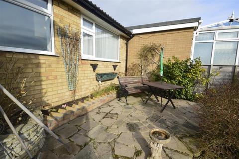 2 bedroom semi-detached bungalow for sale, Green Park Avenue, Scarborough YO11