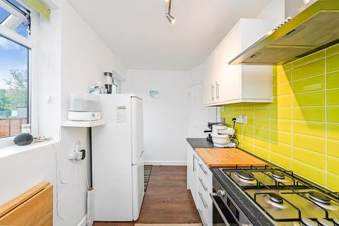 3 bedroom terraced house for sale - Wittenham Way, London E4