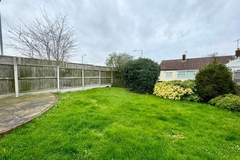 17 Sanctuary Gardens, Stanford-le-hope, SS17 7EE