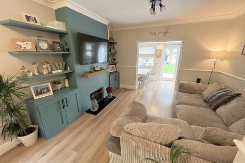 92 Alder Road, Poole, BH12 2AH