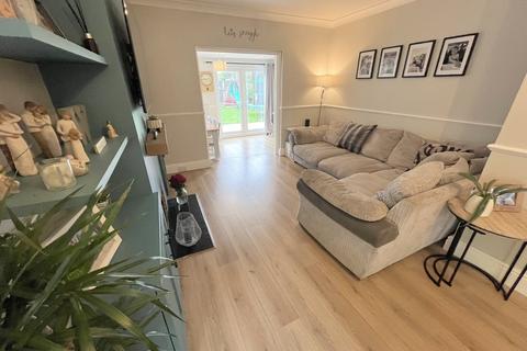 92 Alder Road, Poole, BH12 2AH