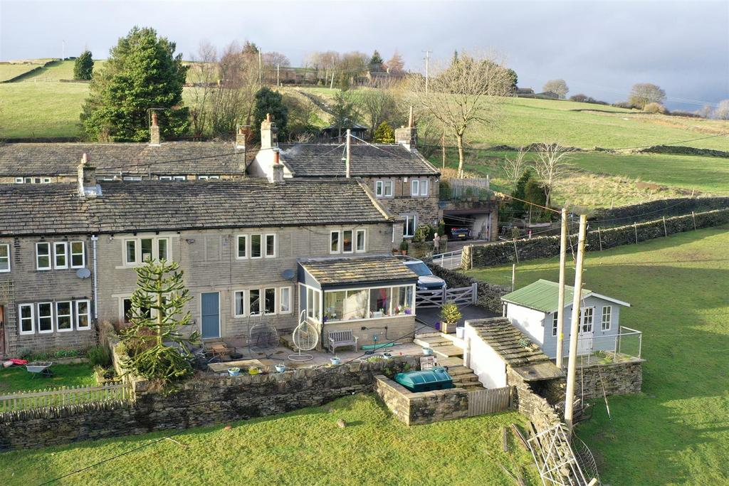 Flush House Lane, Holmfirth HD9 4 bed cottage for sale £550,000