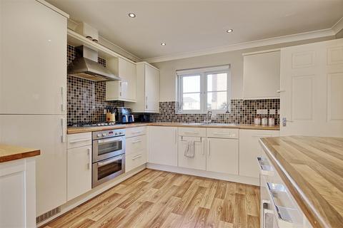 4 bedroom detached house for sale, Newmarket Road, Burwell, Cambridge