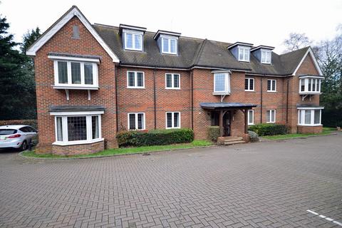 2 bedroom apartment for sale, Cadogan Court, 100 Portsmouth Road, CAMBERLEY, GU15