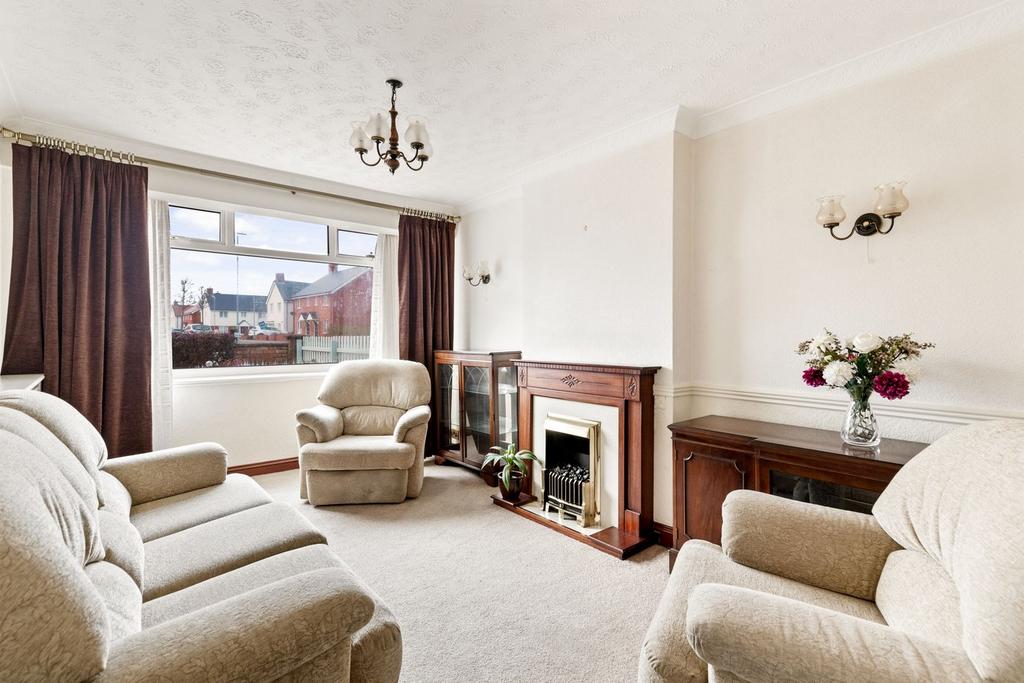 Horn Street, Folkestone, CT20 2 bed semidetached bungalow for sale £