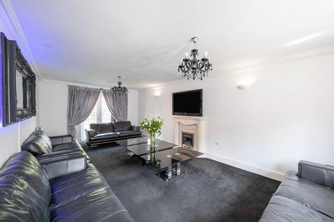 5 bedroom detached house for sale, Apple Tree Way, Doncaster