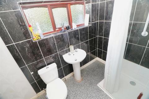 85 Everingham Road, Doncaster, DN4 6HD