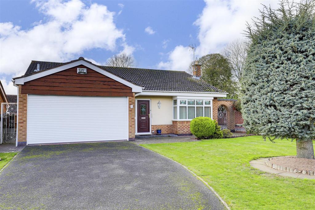 Conisbrough Avenue, Gedling NG4 3 bed detached bungalow for sale £350,000