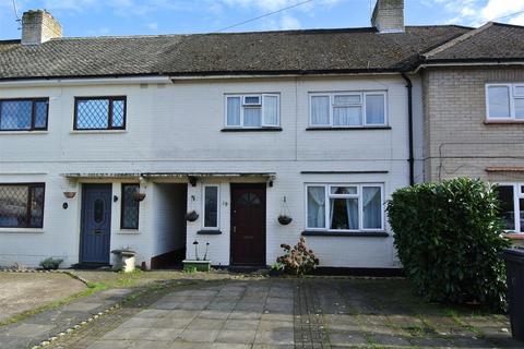 5 bedroom terraced house to rent, Larchwood Drive, Egham TW20