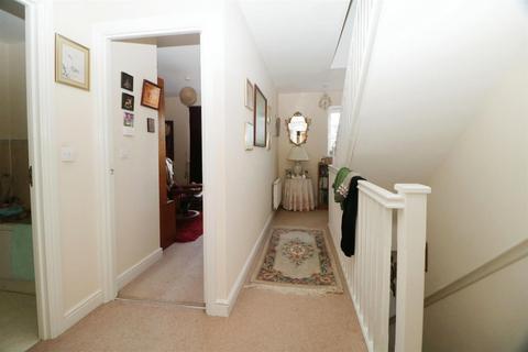 22 Sunflower Gardens, Bessacarr, Doncaster, DN4 7DR