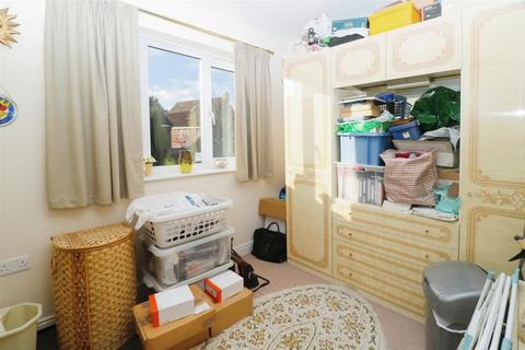 22 Sunflower Gardens, Bessacarr, Doncaster, DN4 7DR
