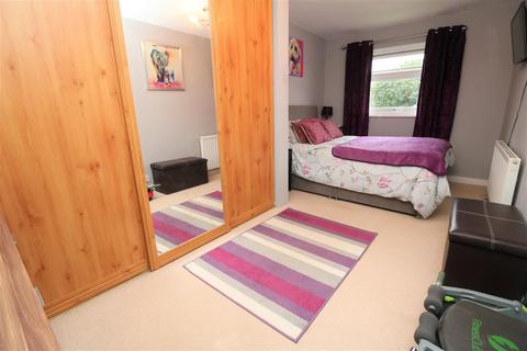 92 Devonshire Drive, North Anston, Sheffield, S25 4AR