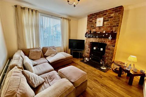 3 bedroom semi-detached house for sale, High Heworth Lane, Gateshead